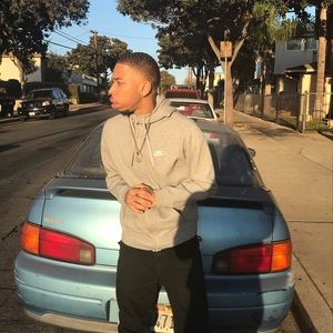 Meet your Posher, Gregory